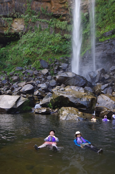 一人旅に人気の西表島でカヌーツアーそしてピナイサーラの滝へ行く！